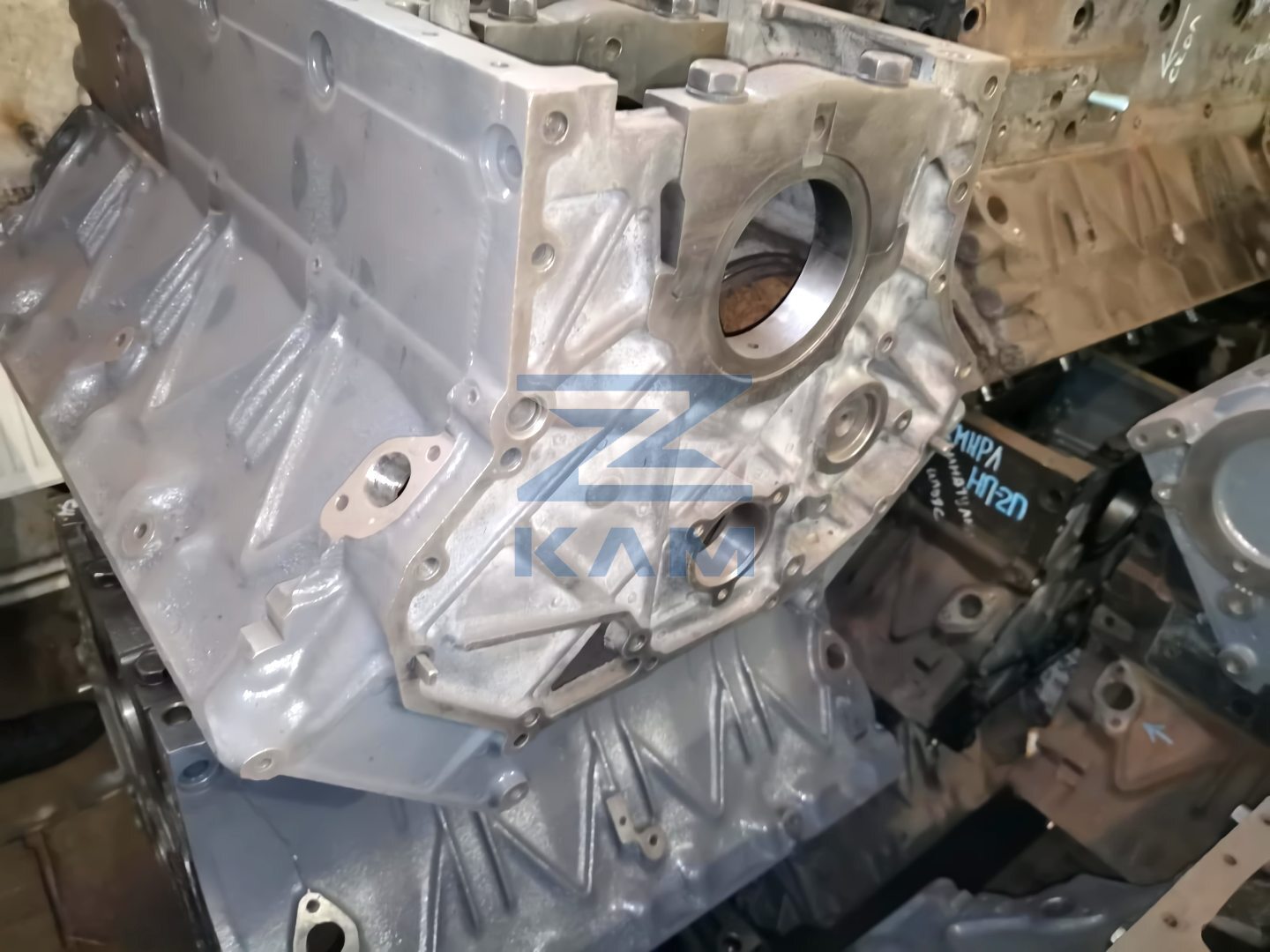 Блок цилиндров 740.10 КАМАЗ-5320, 4310, 5511 в сборе (старого образца)
